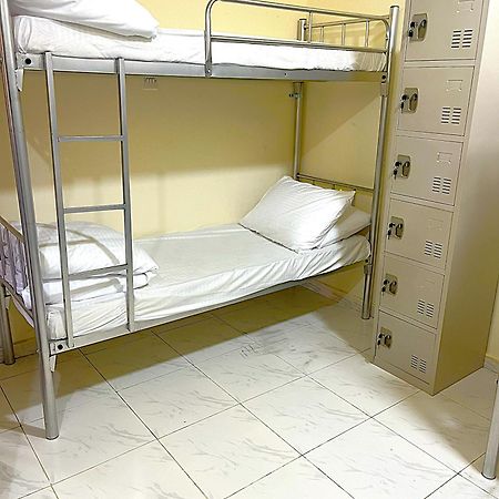 Yoko Luxury Hostel Дубай Екстер'єр фото